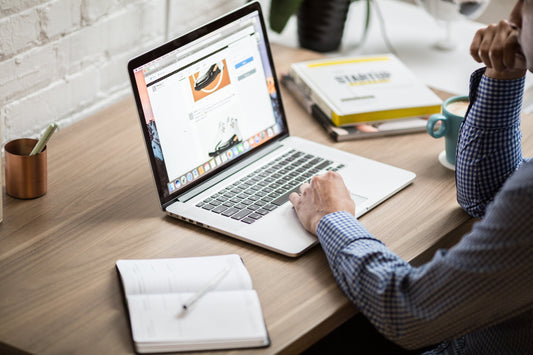 Por qué tu marca necesita un branding digital fuerte antes de vender online